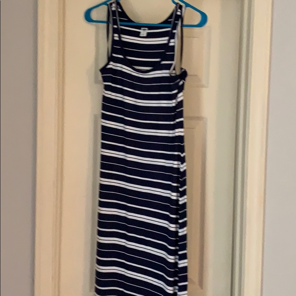 Old Navy navy and white stripe maxi dress